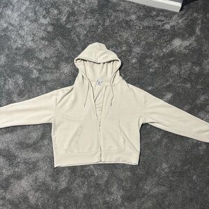 Brand new zip up